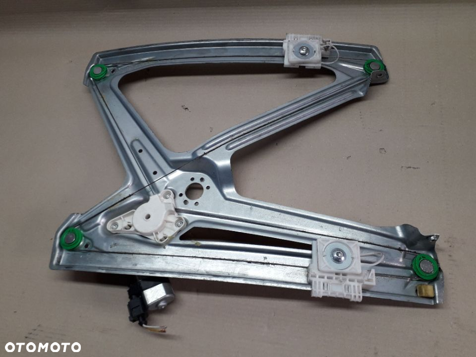 SMART FORTWO 451 11R MECHANIZM SZYBY LEWY - 4