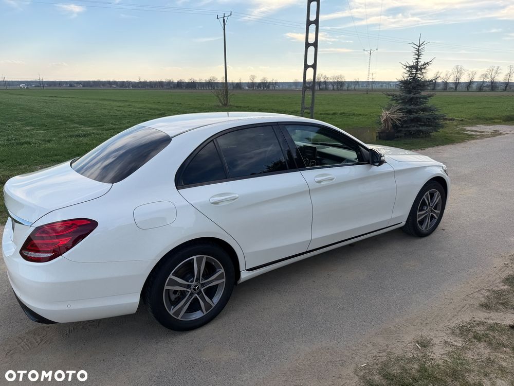 Mercedes-Benz Klasa C 200 9G-TRONIC - 17