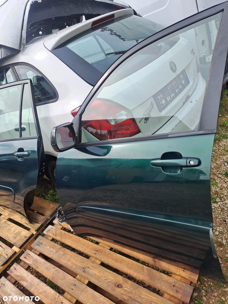 Toyota Rav 4 II 5D drzwi błotniki klapa kod lakieru 6R4 bez korozji - 2
