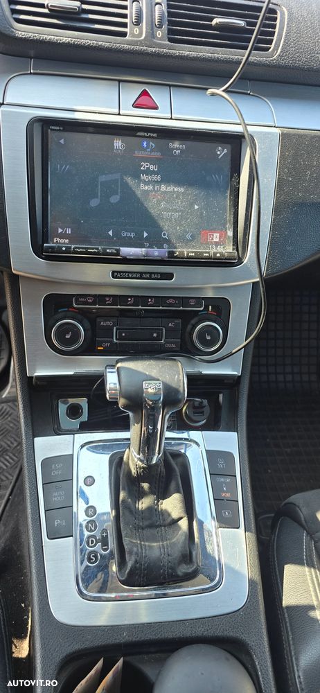 Volkswagen Passat CC - 30