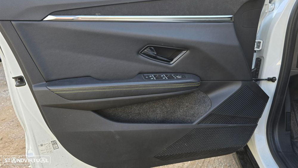Renault Mégane E-Tech - 7