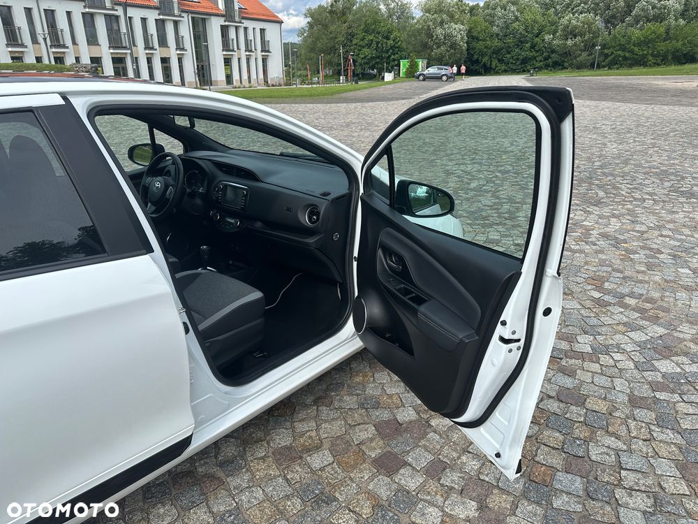 Toyota Yaris - 31