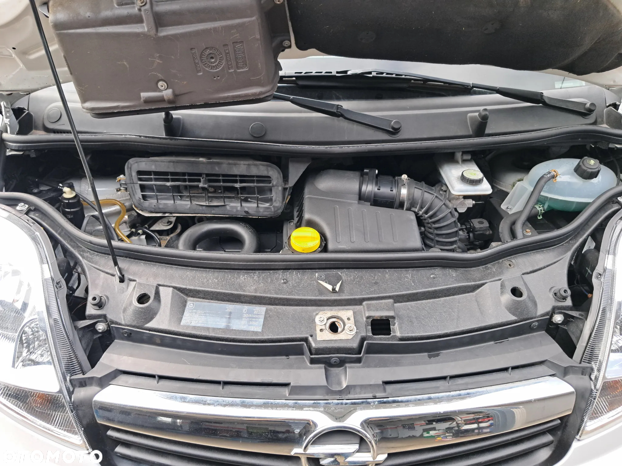 Opel Vivaro - 22