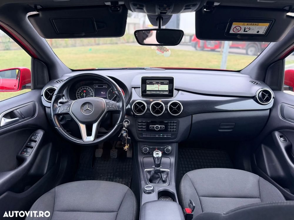 Mercedes-Benz B 180 - 5