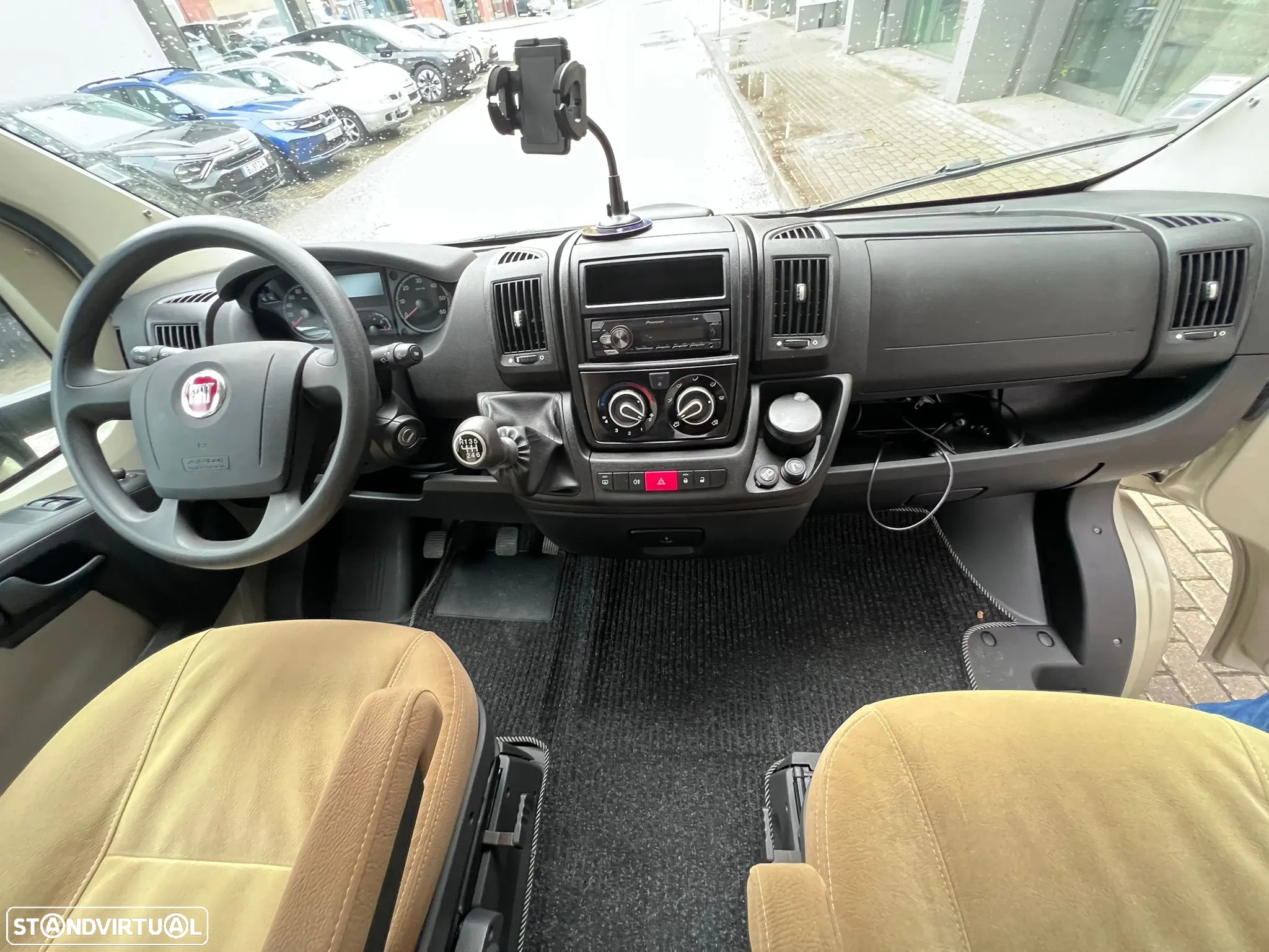 Fiat Ducato Ixeo IT 664 - 6