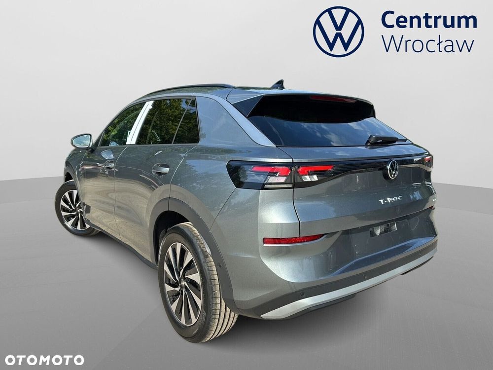 Volkswagen T-Roc - 11