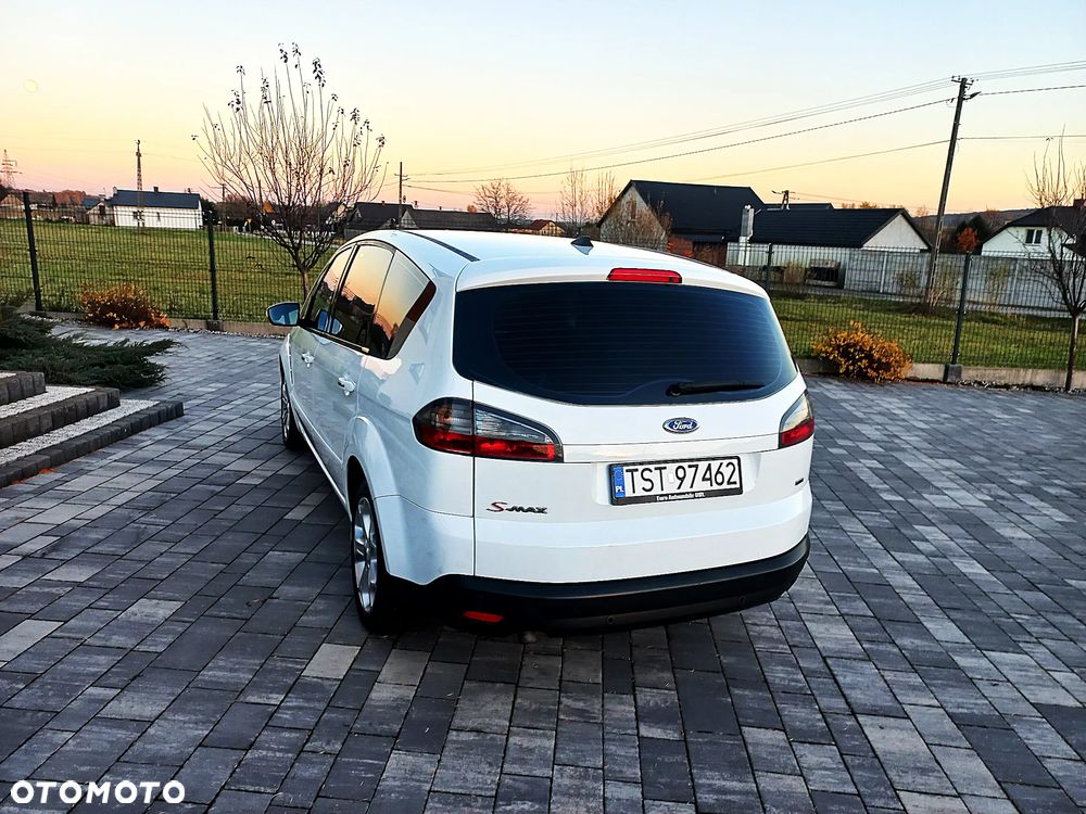 Ford S-Max 2.0 TDCi DPF Titanium - 18