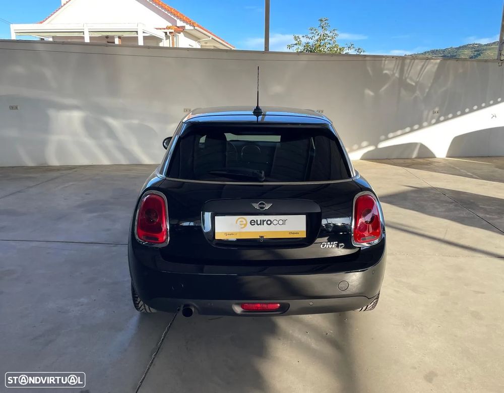 MINI 5 Portas One D - 4