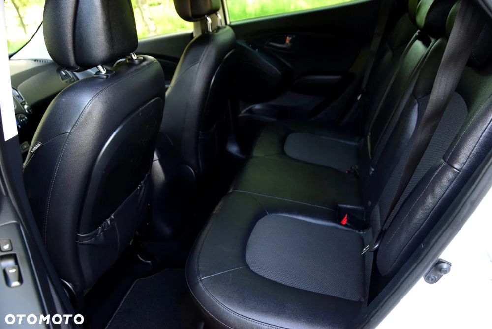 Hyundai ix35 1.6 GDI Premium 2WD - 17