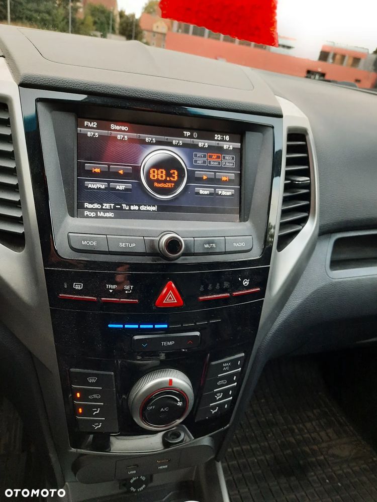 SsangYong/KGM Tivoli e-XDi 160 2WD Crystal - 8