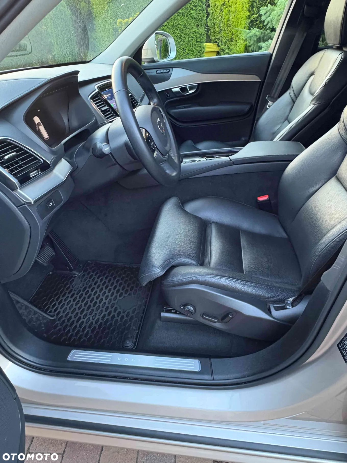 Volvo XC 90 - 5