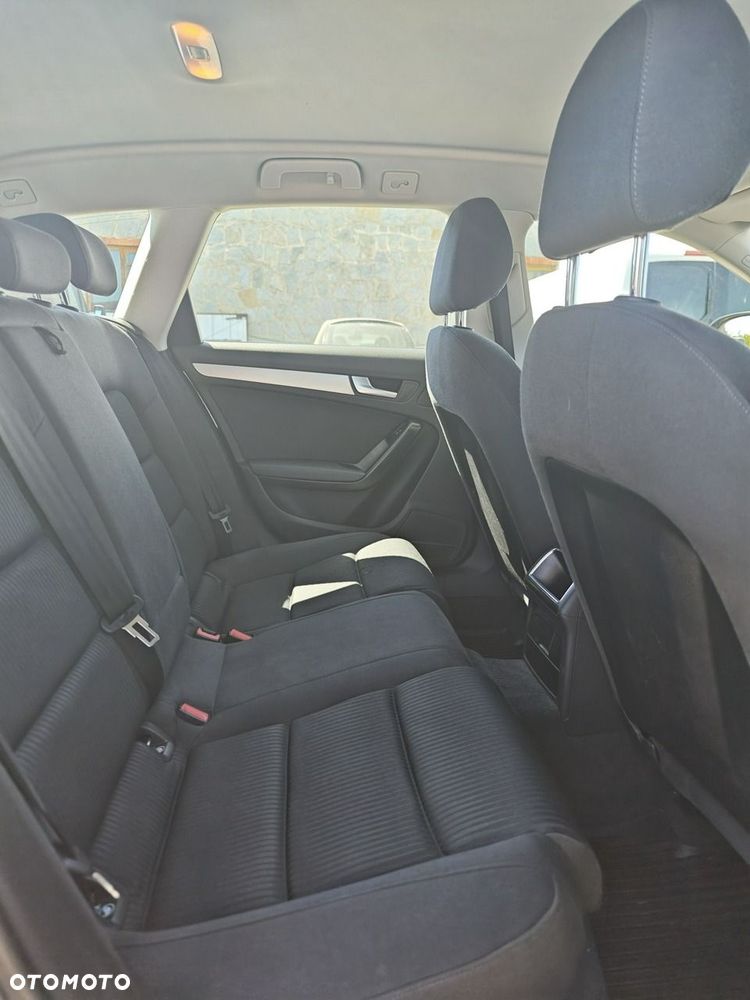 Audi A4 Avant - 25