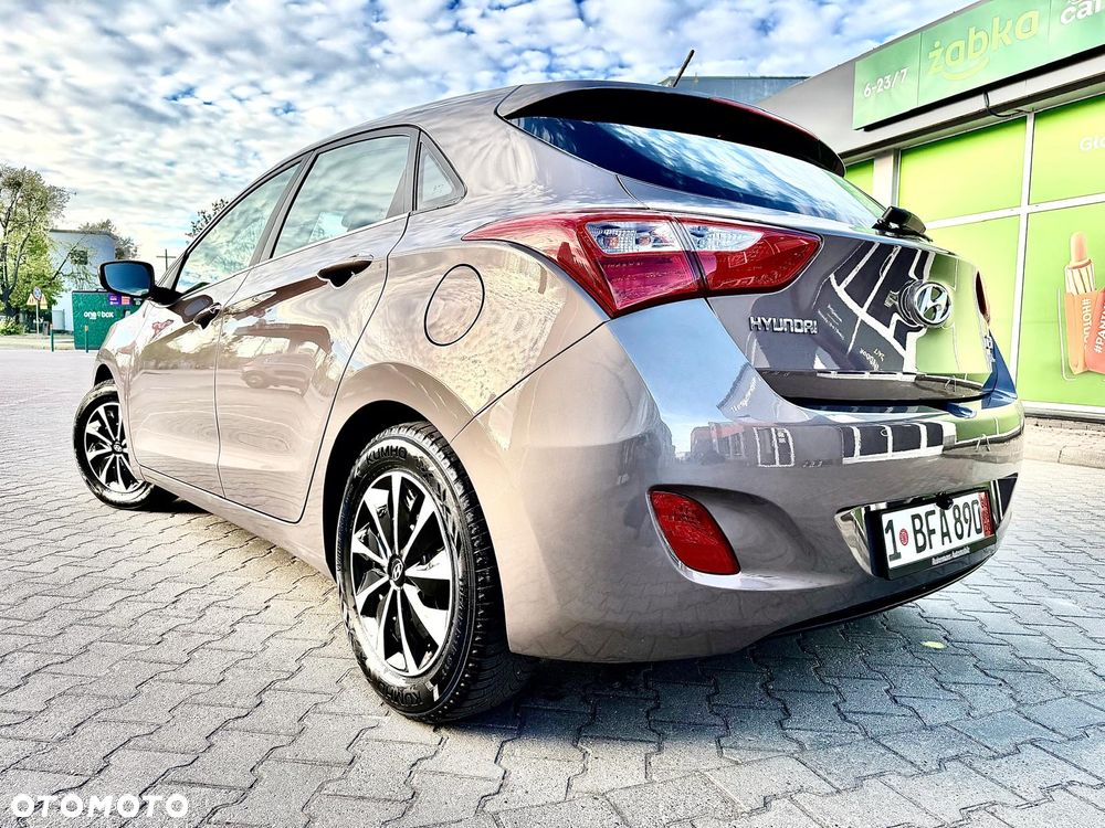 Hyundai i30 1.4 Premium - 4