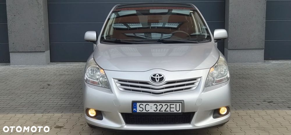 Toyota Verso 1.8 Premium EU5 7os - 17