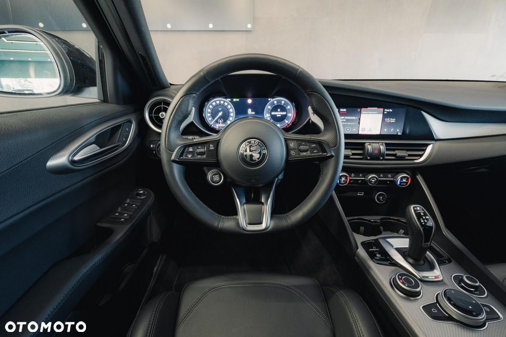 Alfa Romeo Giulia 2.0 Turbo Veloce Q4 - 12