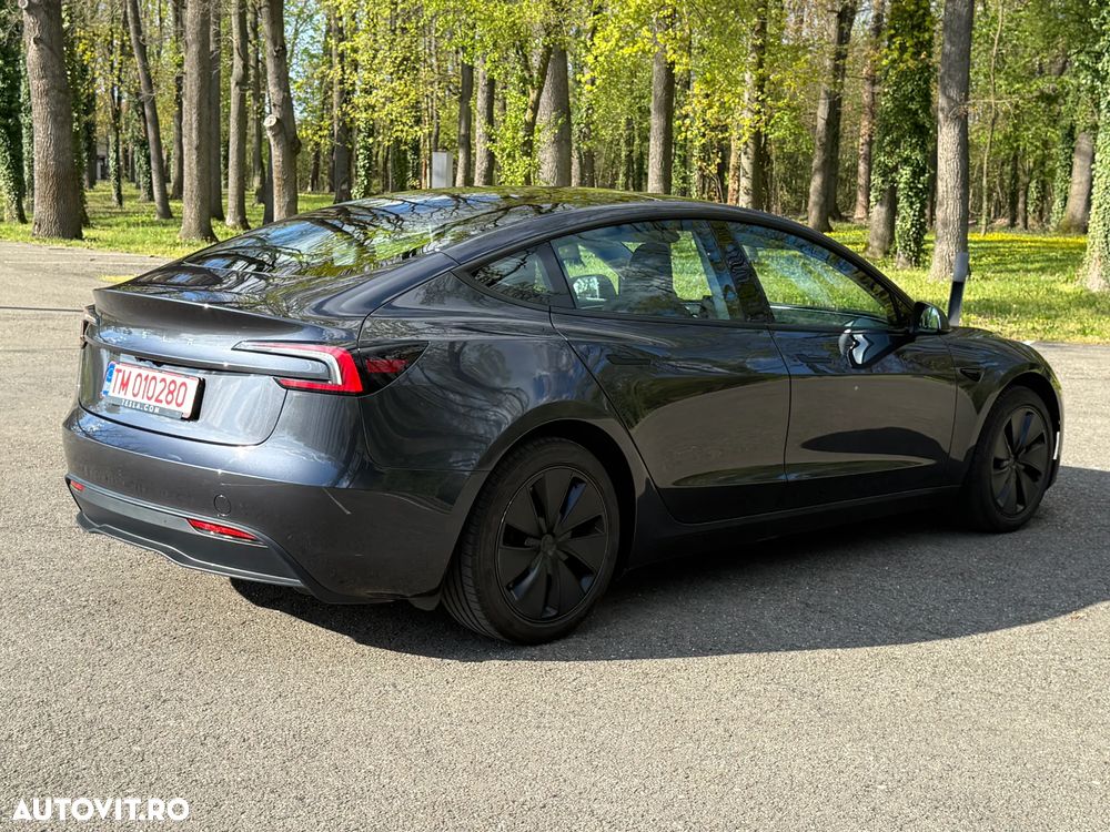 Tesla Model 3 Standard Hinterradantrieb - 5