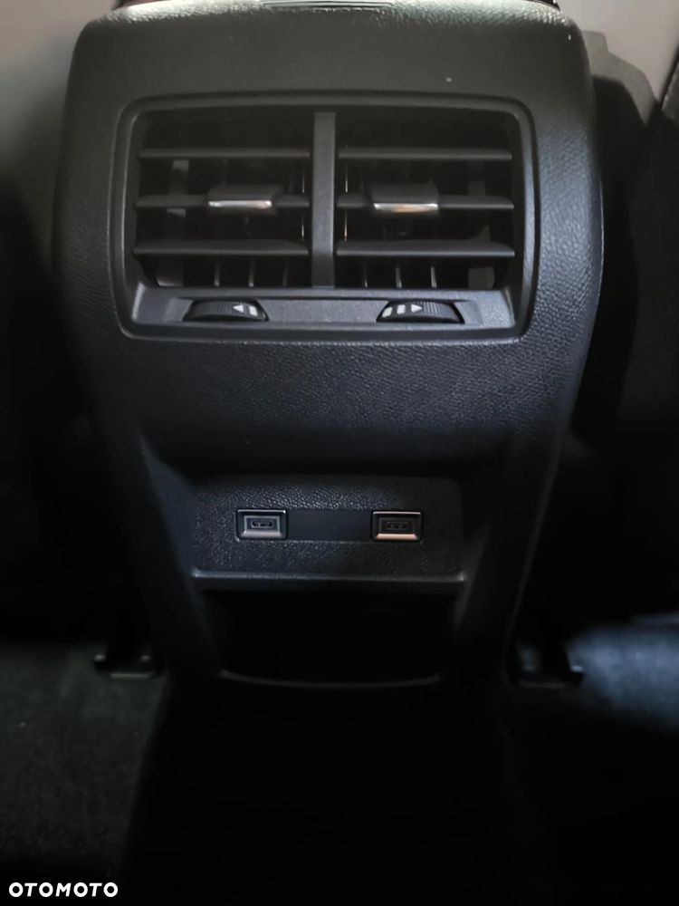 Peugeot 308 1.5 BlueHDi Allure S EAT8 - 19