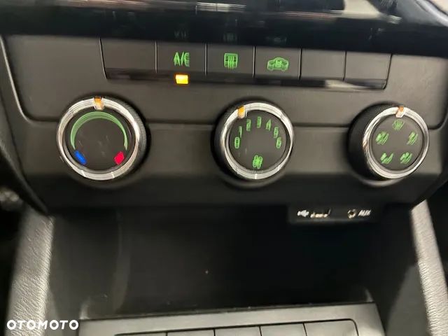 Skoda Octavia 1.4 TSI Active - 23