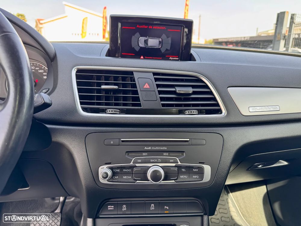 Audi Q3 2.0 TDI quattro S tronic sport - 16