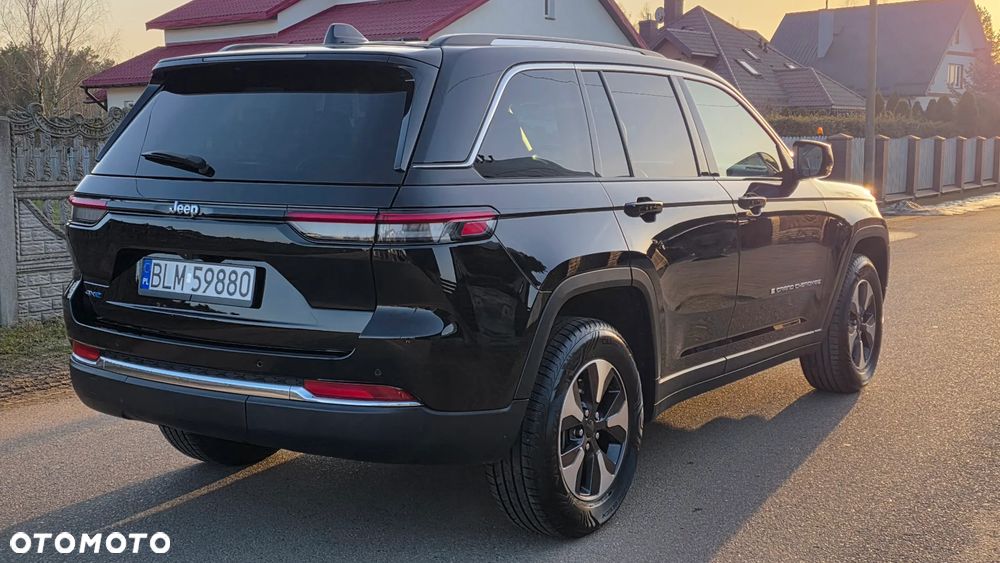 Jeep Grand Cherokee - 4
