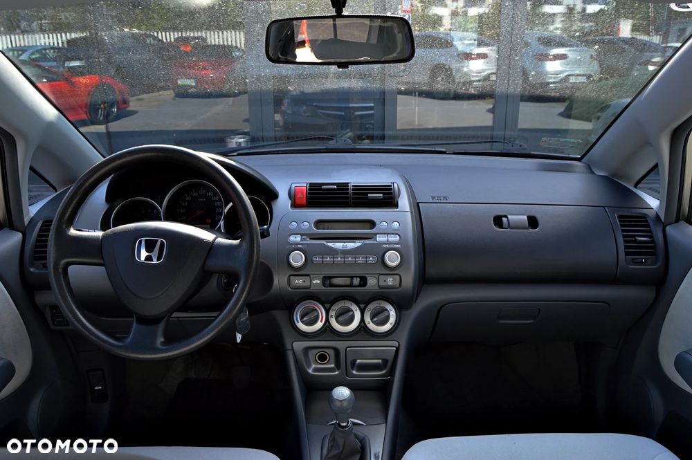 Honda City 1.4 Comfort - 16