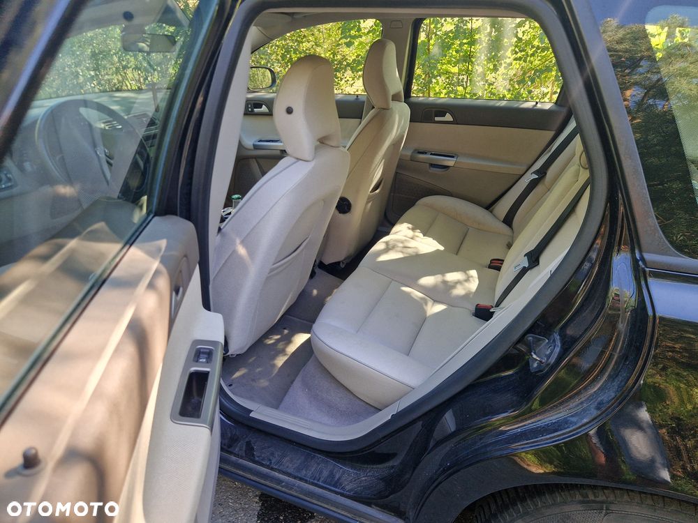 Volvo V50 - 4