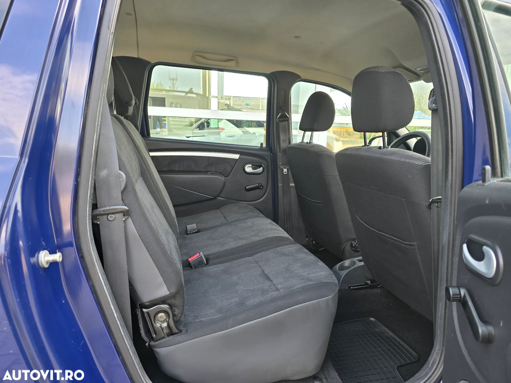 Dacia Logan MCV 1.6 Laureate - 12