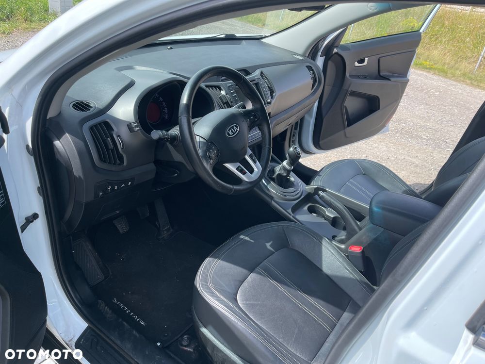 Kia Sportage - 16