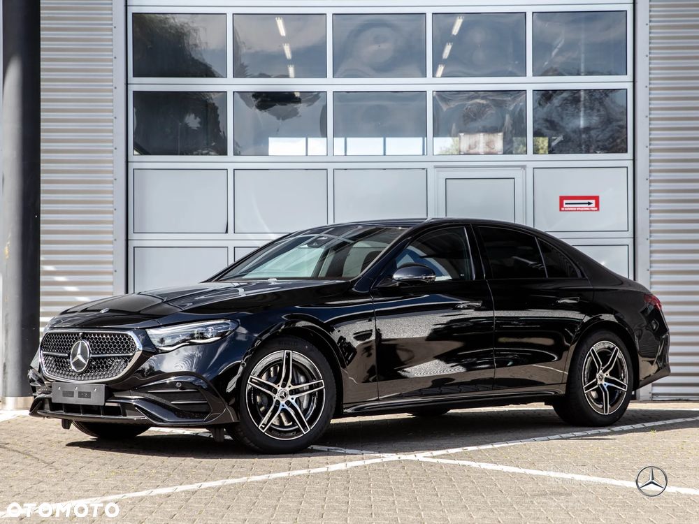 Mercedes-Benz Klasa E 220 d mHEV 4-Matic AMG 9G-Tronic - 2
