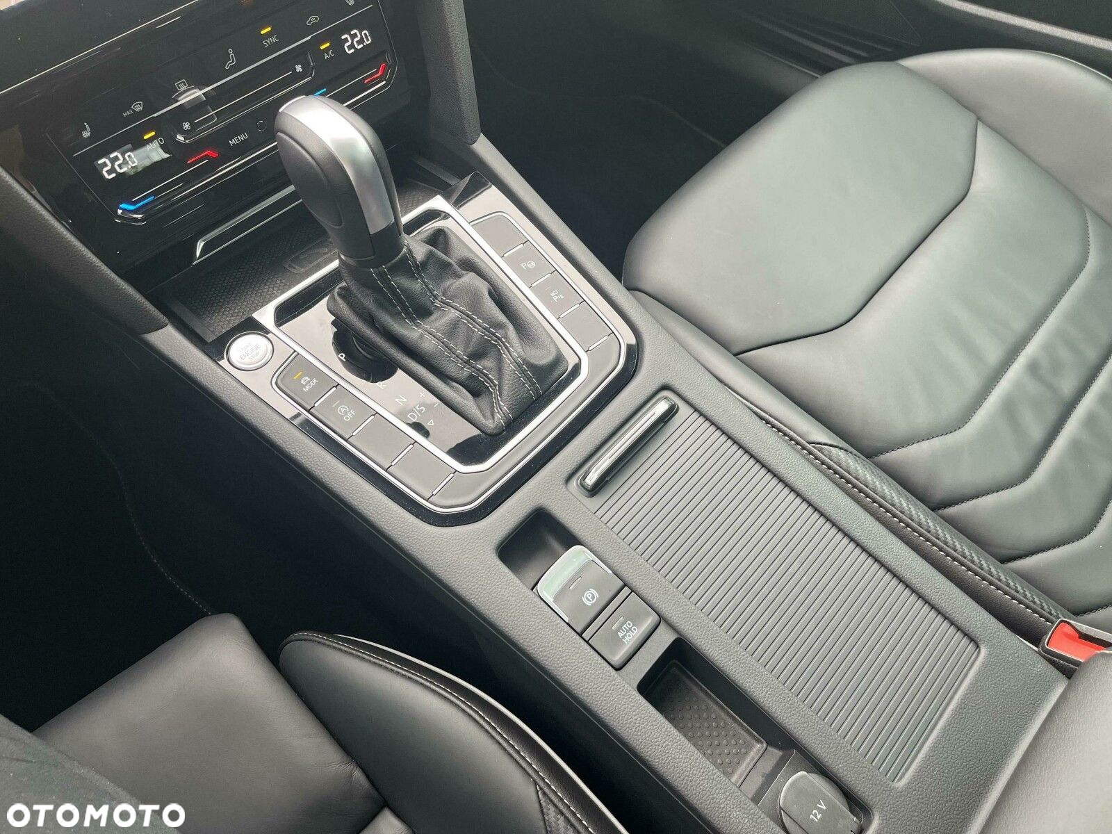 Volkswagen Arteon 2.0 TSI R-Line DSG - 24