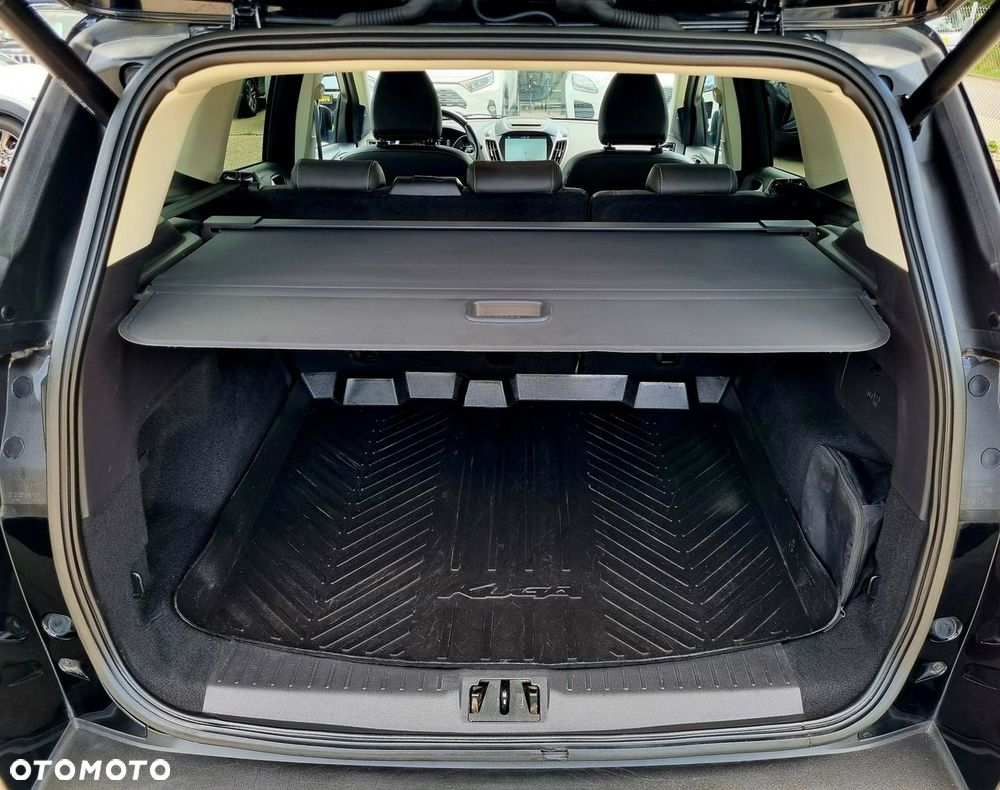 Ford Kuga 1.5 EcoBoost 2x4 Titanium - 13