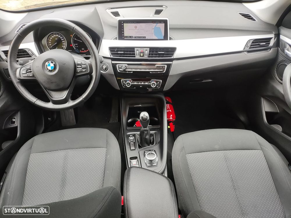 BMW X1 16 d sDrive Advantage - 23