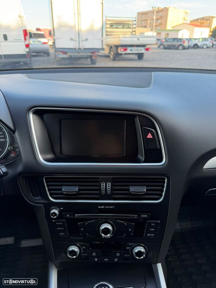 Audi Q5 2.0 TDi Business Line S-line - 19