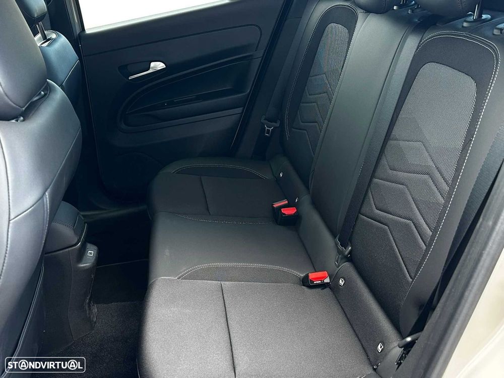 Jeep Avenger 1.2 GSE T3 Summit - 18