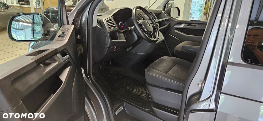 Volkswagen Multivan 2.0 TDI L1 Comfortline DSG - 9