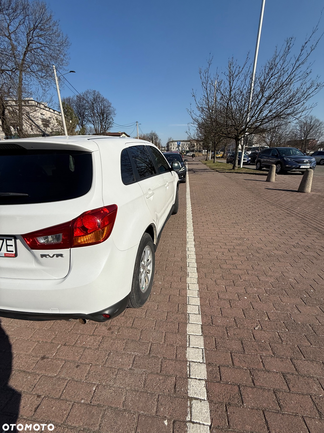 Mitsubishi Inny - 4