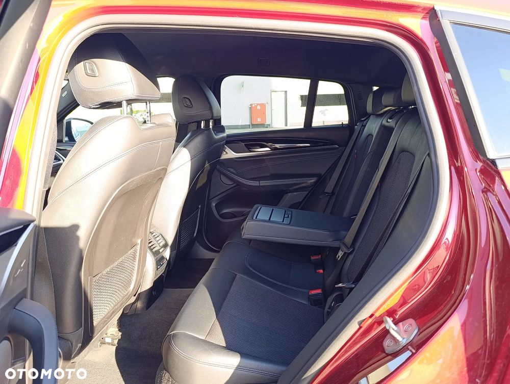 BMW X4 xDrive20d M Sport - 24