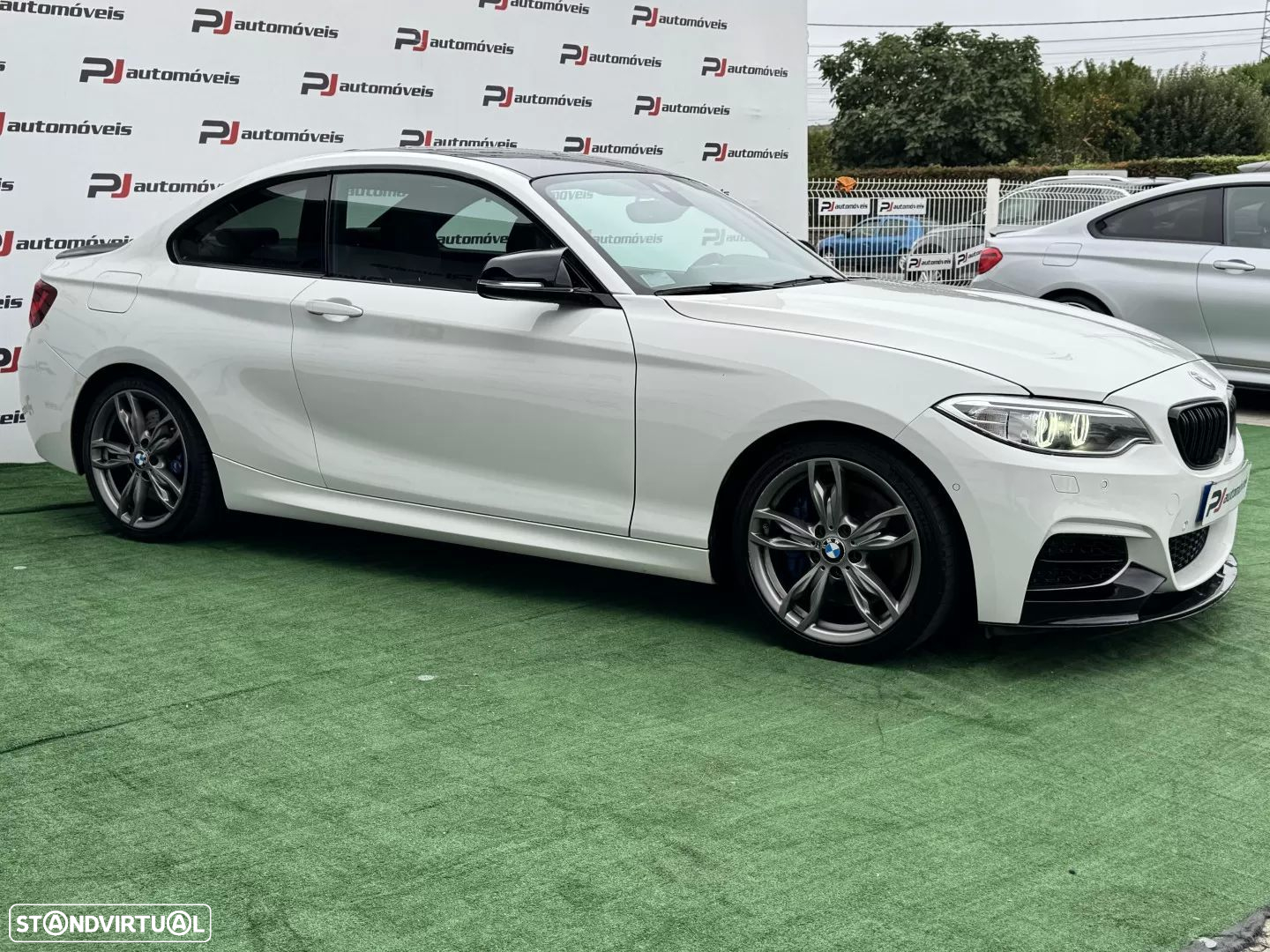 BMW M235i Coupe - 6