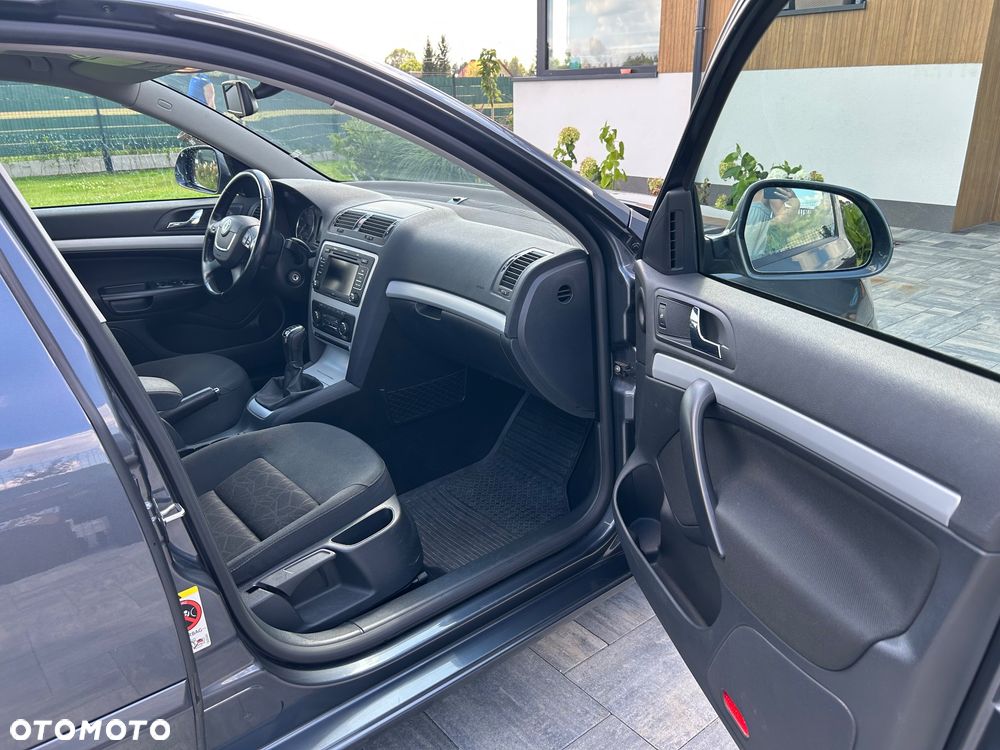 Skoda Octavia 1.8 TSI Family Plus - 19