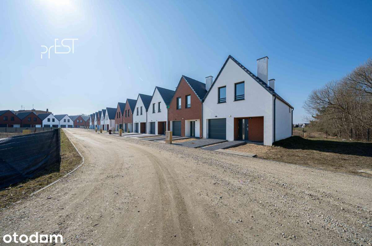 House - View 3