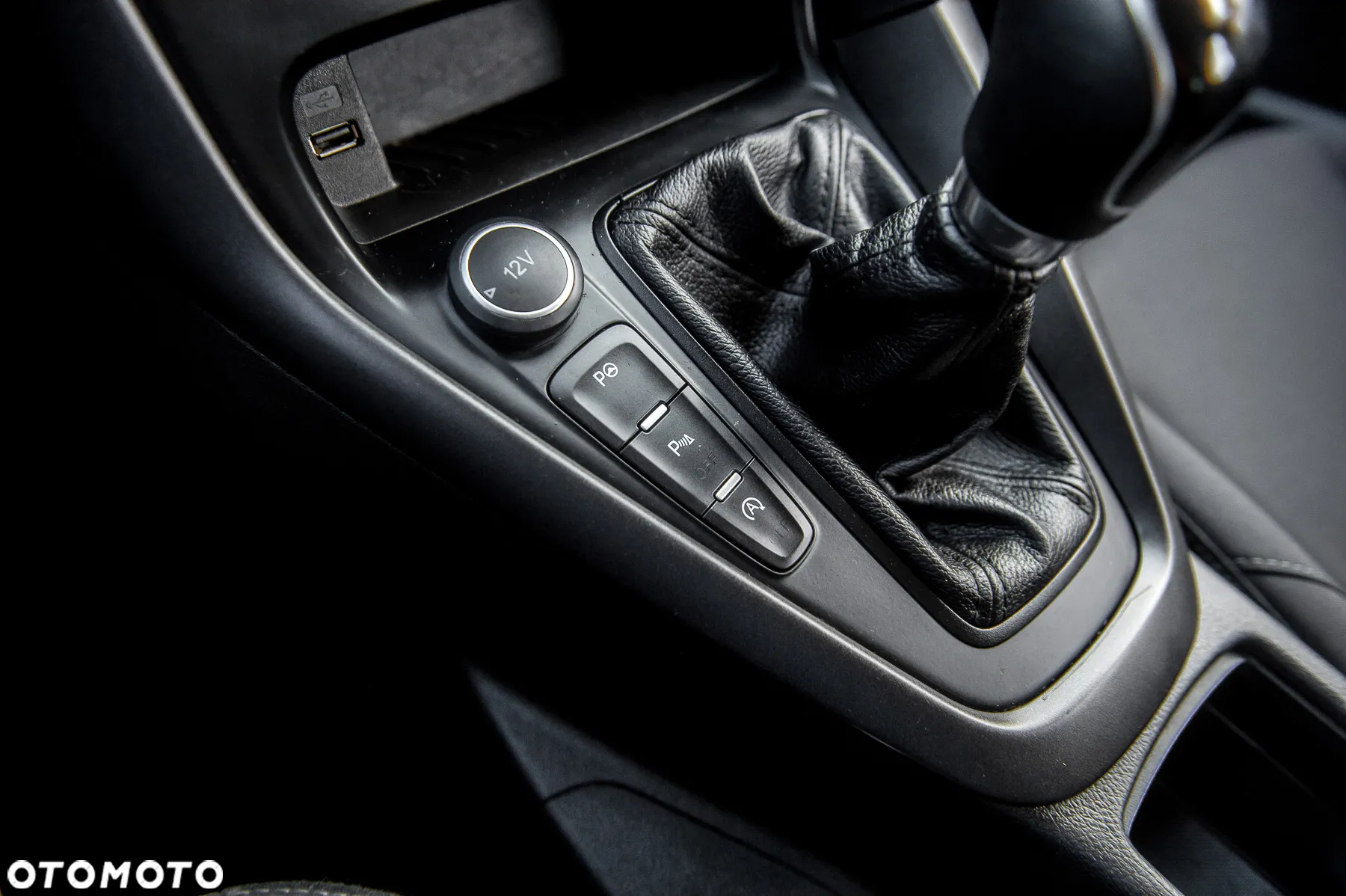 Ford Focus - 34