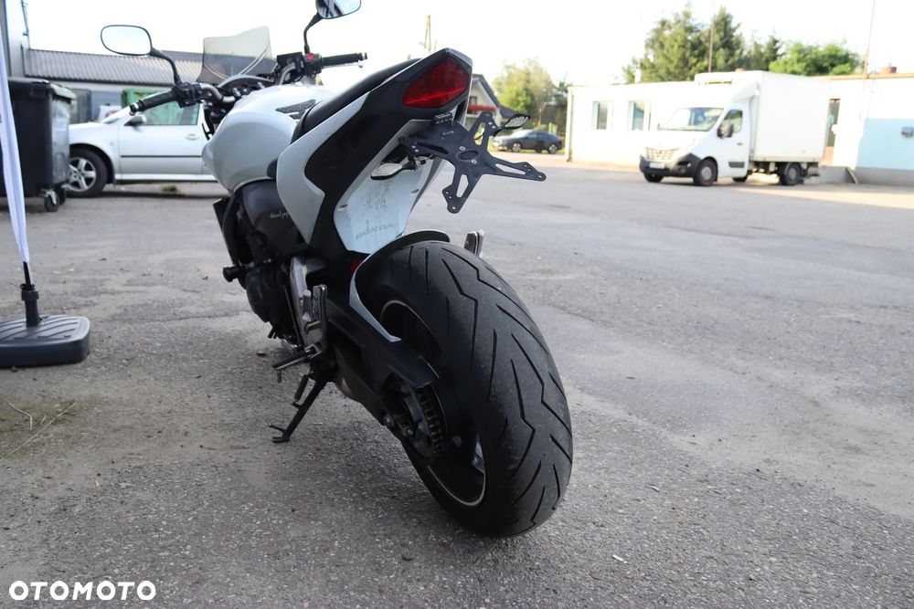 Honda Hornet - 11