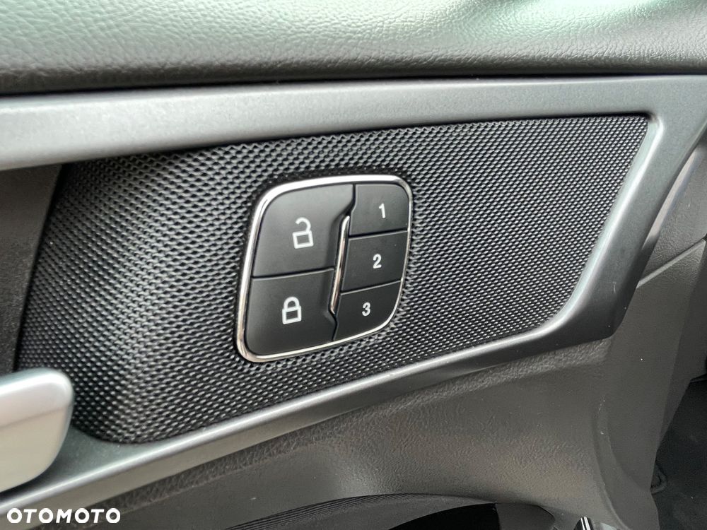 Ford Mondeo 2.0 Hybrid Titanium - 7