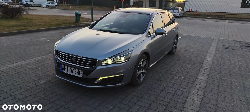 Peugeot 508 BlueHDi 180 EAT6 Stop&Start Allure - 4