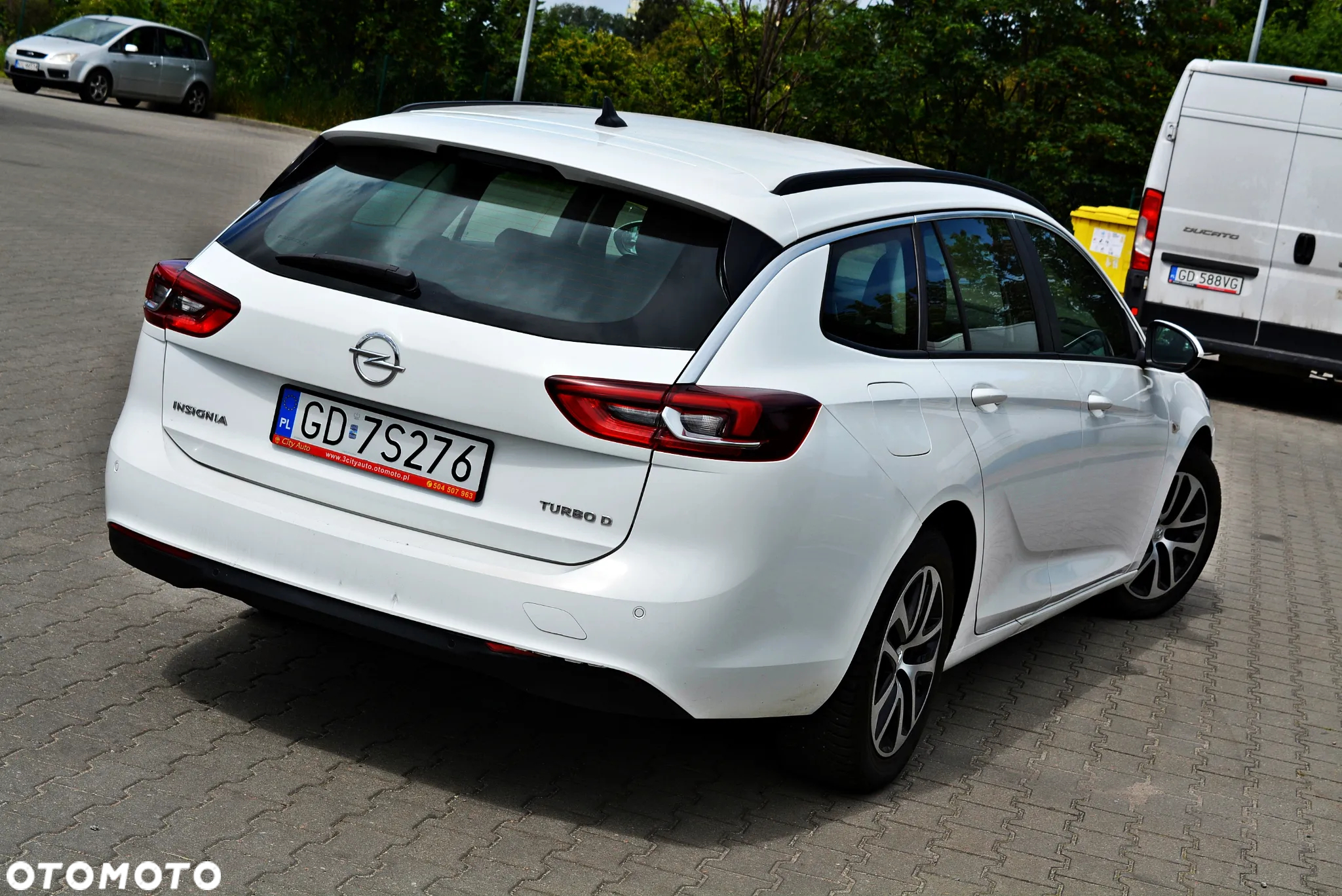 Opel Insignia Sports Tourer 1.6 Diesel Exclusive - 2