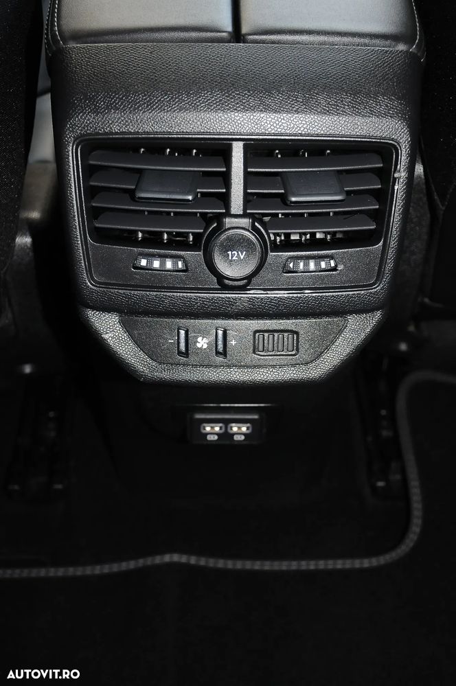 Peugeot 5008 BlueHDI 130 EAT8 Allure - 24