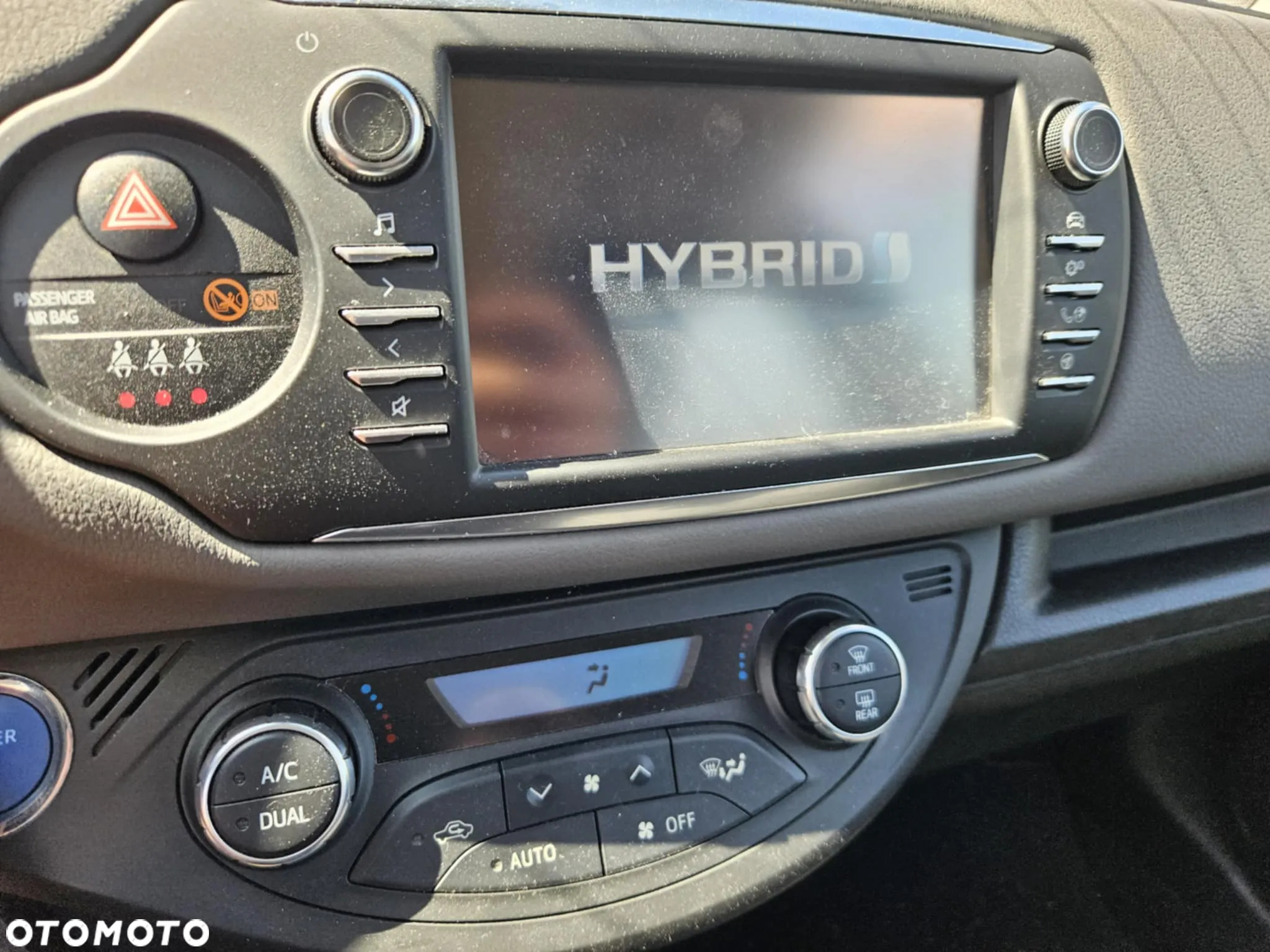 Toyota Yaris Hybrid 1.5 VVT-i Comfort - 19