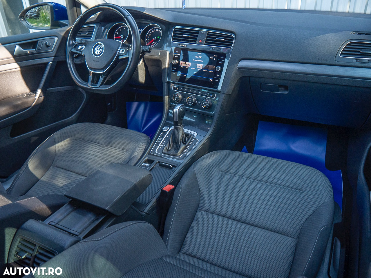 Volkswagen Golf 1.5 eTSI OPF DSG R-Line - 31
