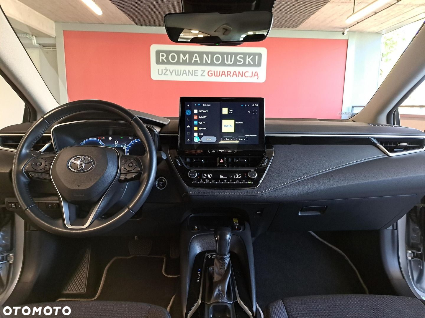 Toyota Corolla 1.8 Hybrid Comfort - 17