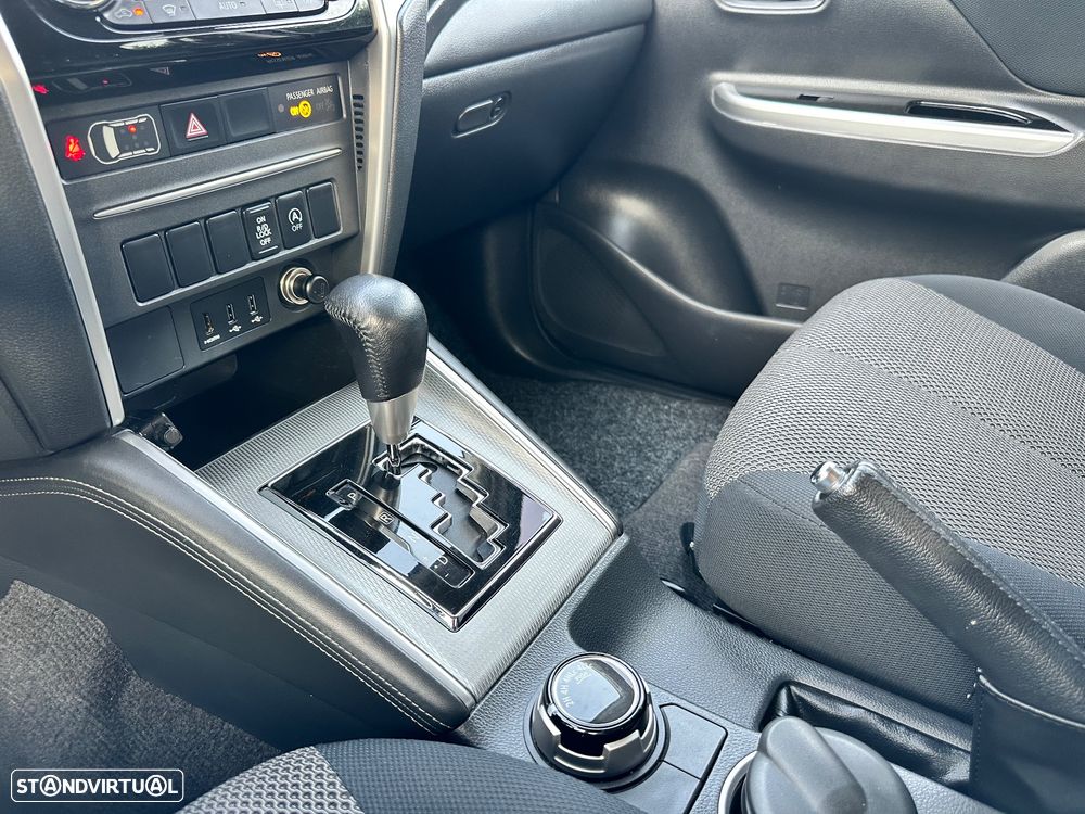 Mitsubishi L200 - 51